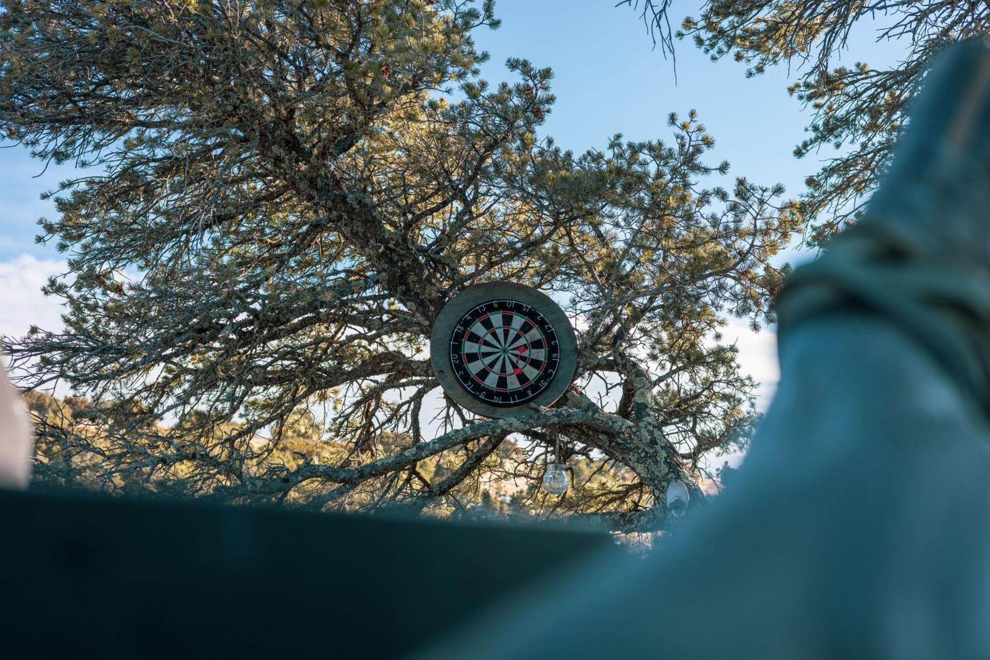 Silver Bullet Airstream, El Mistico Glamping Ranch Nogal エクステリア 写真